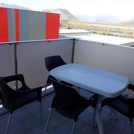 Top Apartman Apartament *